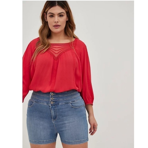 Torrid 2 GAUZE EMBROIDERED AND CROCHET TRIM TOP - Picture 1 of 5